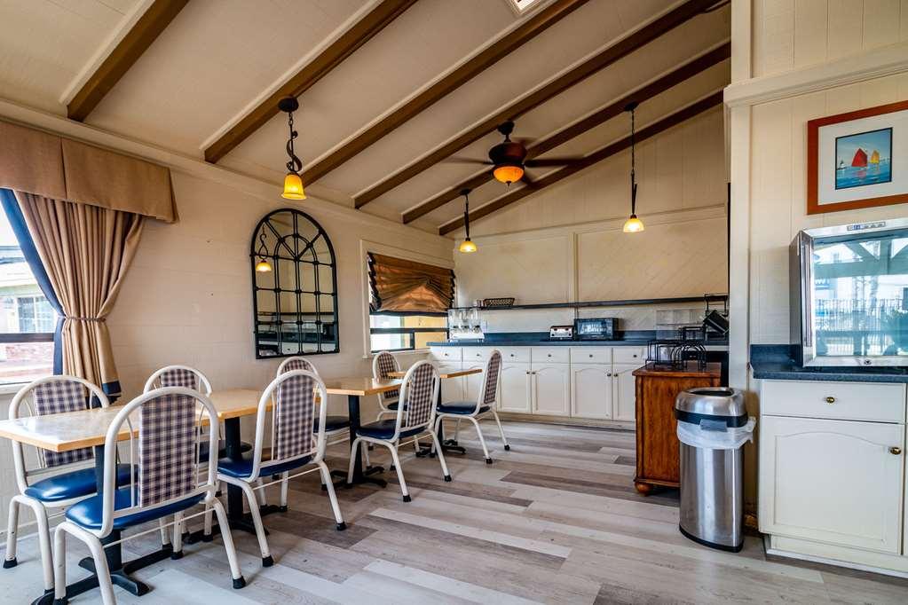 Rodeway Inn at Morro Bay Restaurant bilde